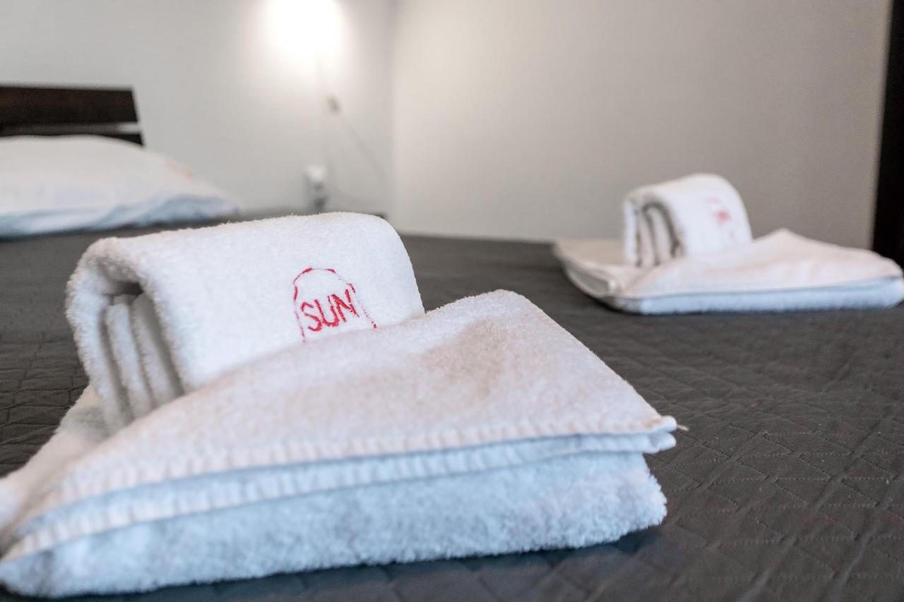 Hotel Sunlit Iwano-Frankiwsk Zewnętrze zdjęcie