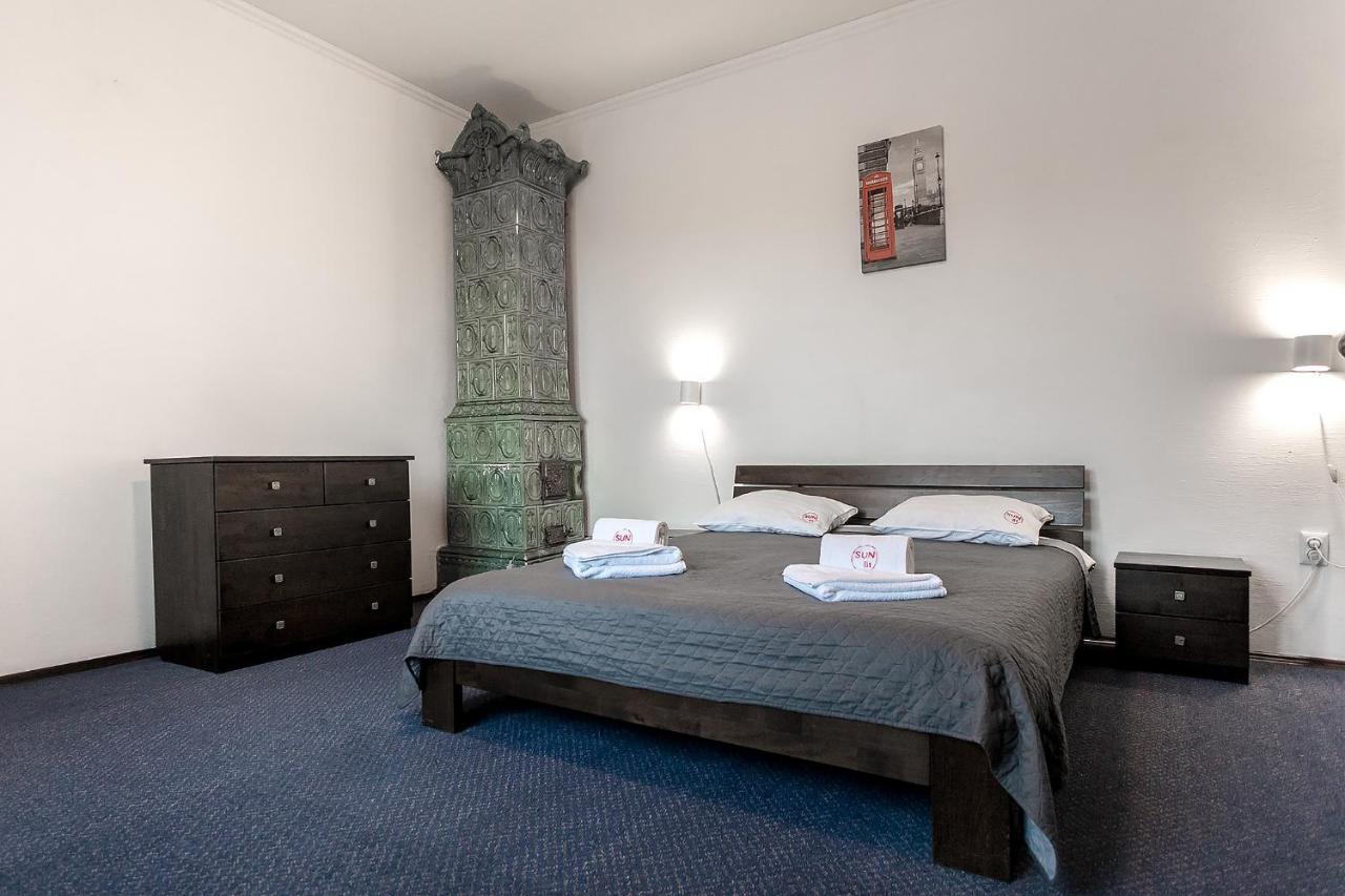 Hotel Sunlit Iwano-Frankiwsk Zewnętrze zdjęcie