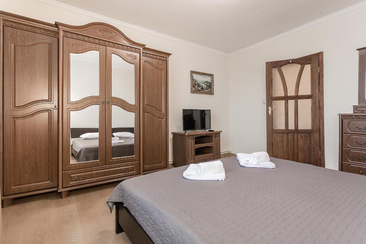 Hotel Sunlit Iwano-Frankiwsk Zewnętrze zdjęcie