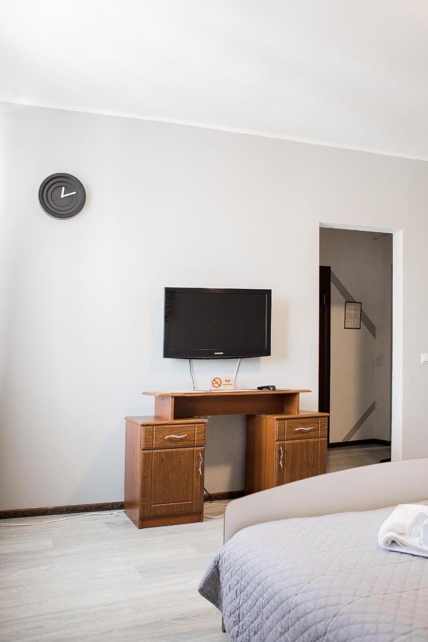 Hotel Sunlit Iwano-Frankiwsk Zewnętrze zdjęcie