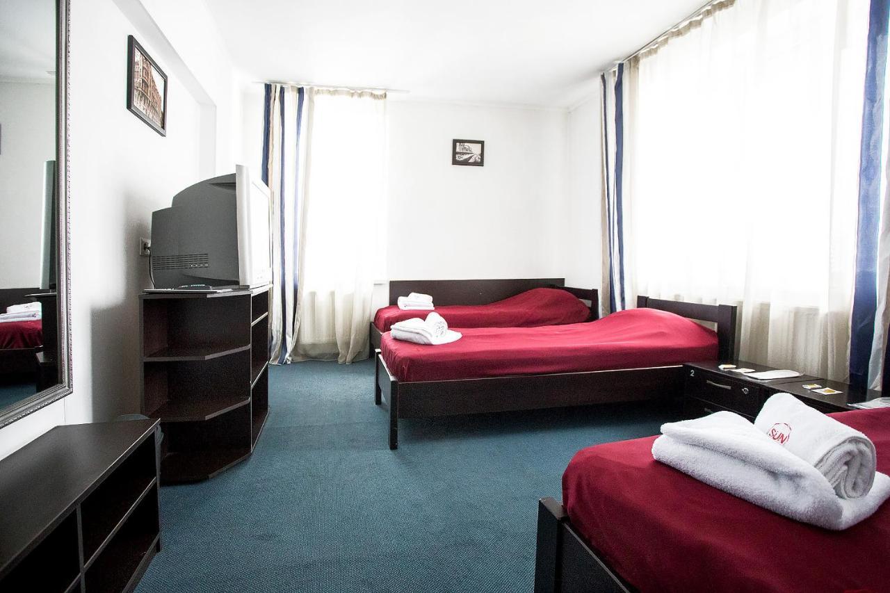 Hotel Sunlit Iwano-Frankiwsk Zewnętrze zdjęcie