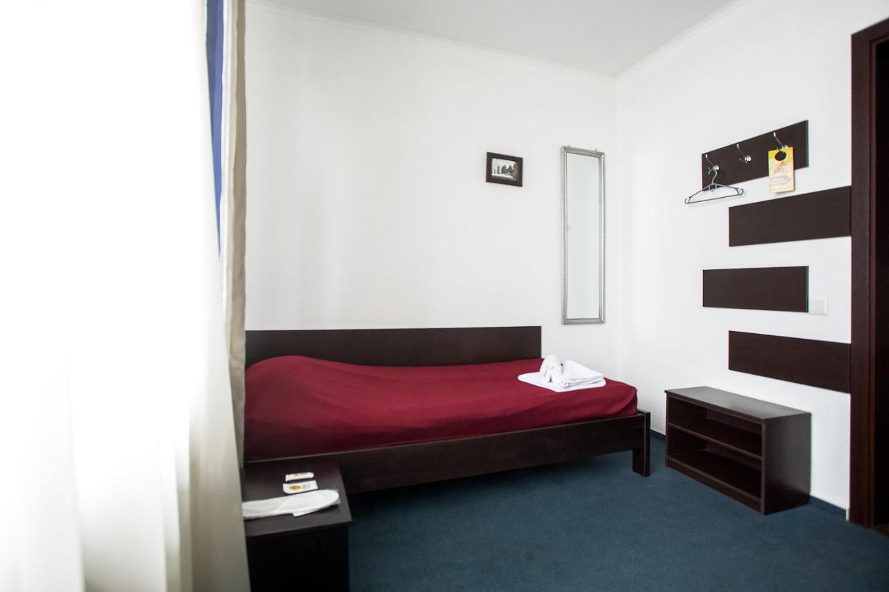 Hotel Sunlit Iwano-Frankiwsk Zewnętrze zdjęcie
