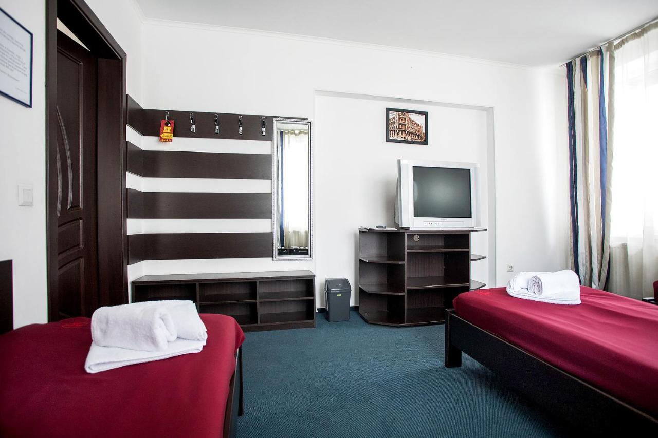 Hotel Sunlit Iwano-Frankiwsk Zewnętrze zdjęcie